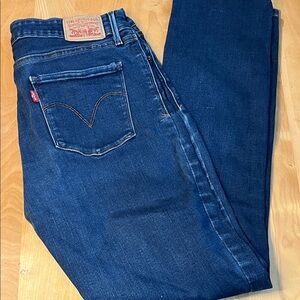 Levi's Women’s Mid Rise Skinny Slim Straight Jeans